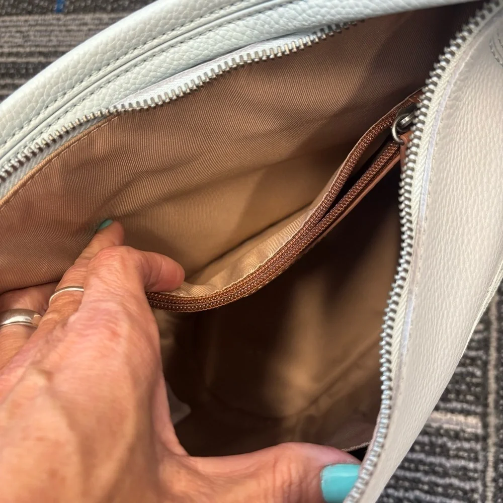 NWT The Sak Sequoia Leather hobo bag Purse (Flaw) Light Blue